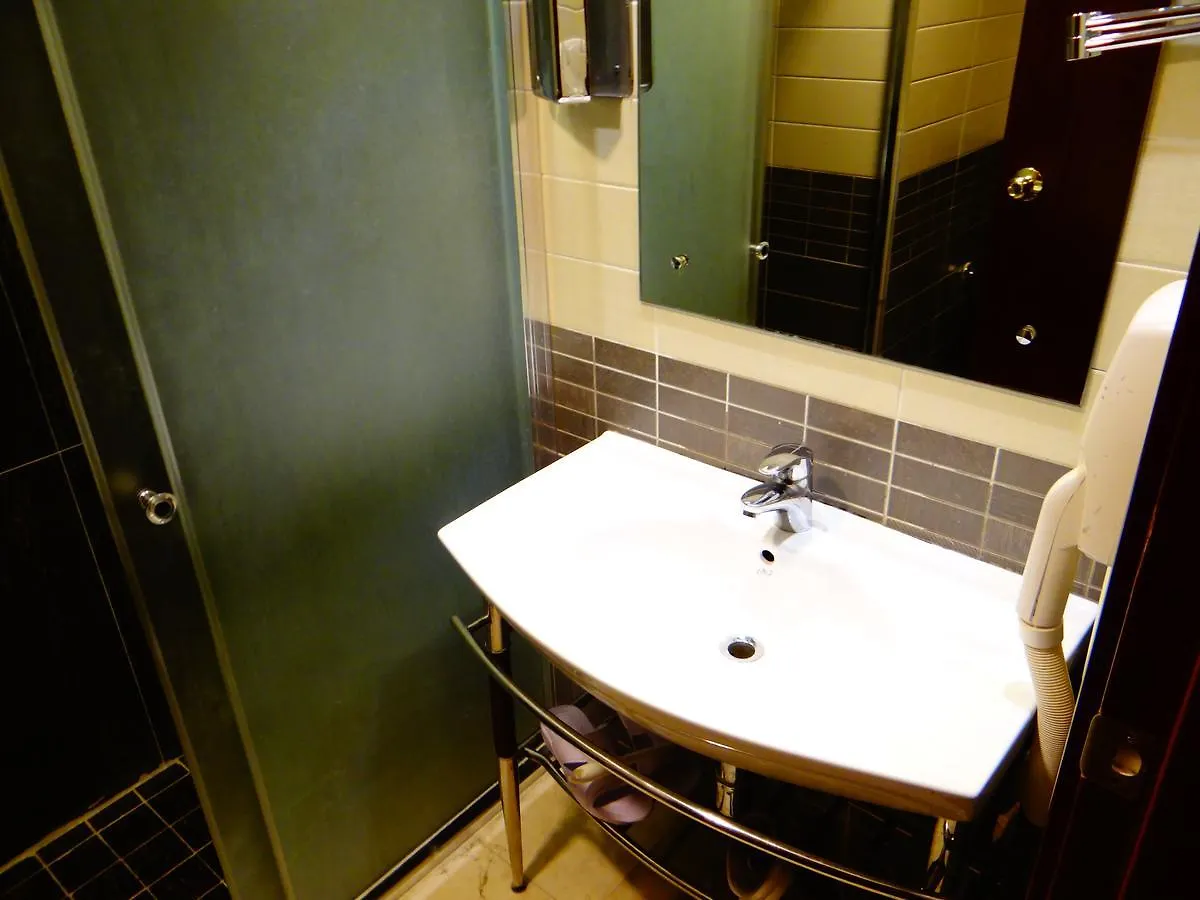 Aram Almasi Hotel 0*, 메카